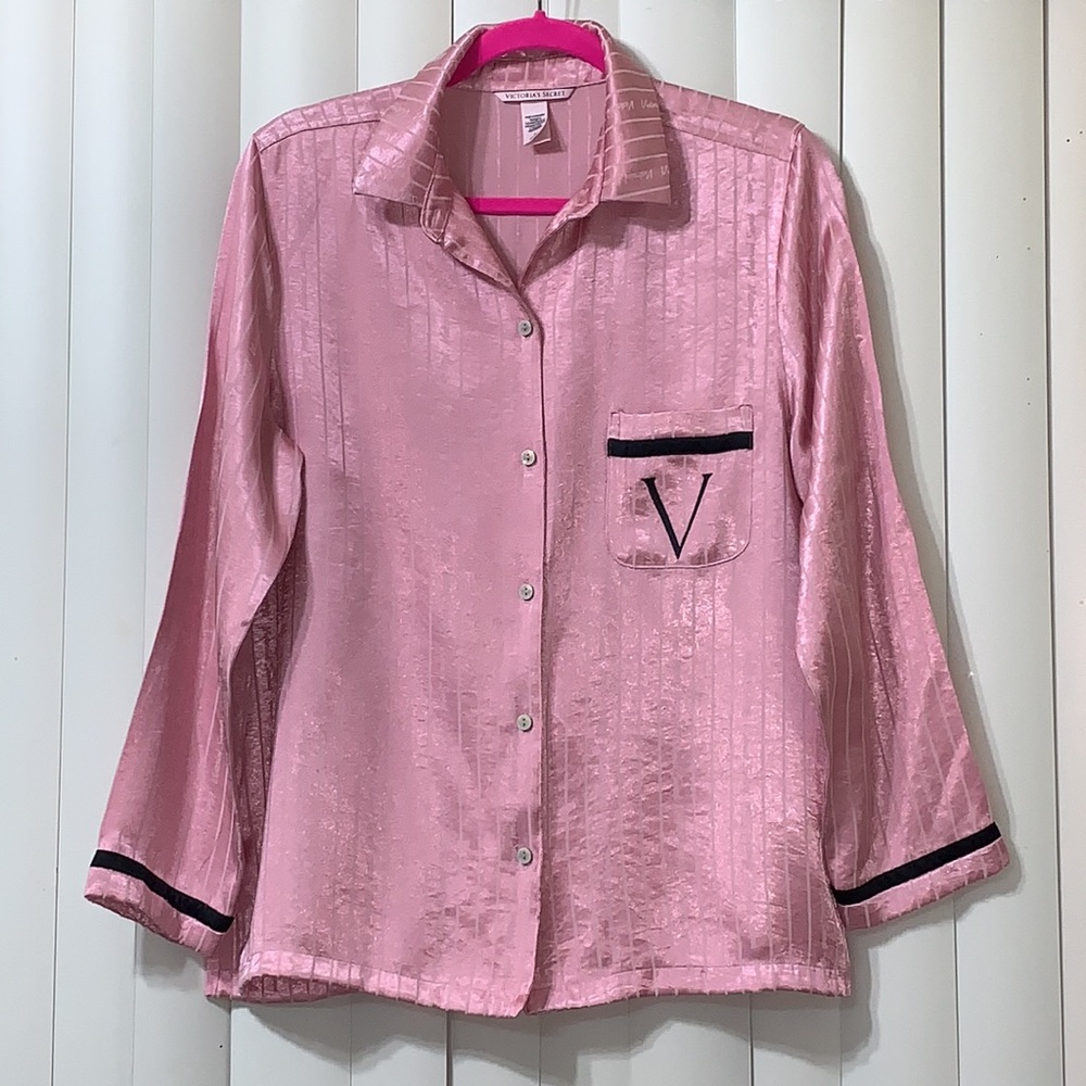 Victoria’s Secret Satin Pajamas‎ Signature